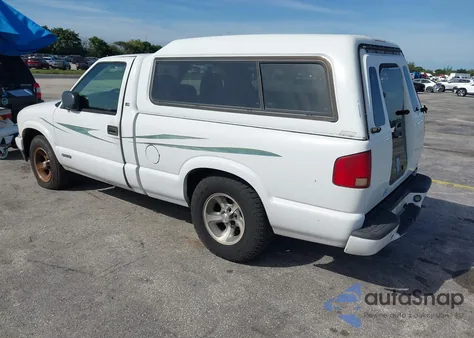2003 Chevrolet S-10 Ls from USA, damaged, VIN 1GCCS14X738164470